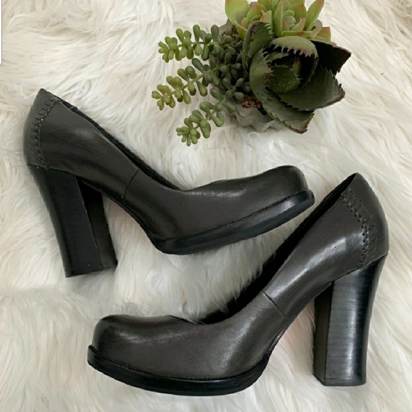 Kork-Ease Shoes - Kork-Ease Brand New! Simone Pump Leather Shoes